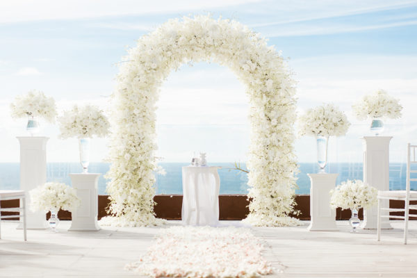 Память о церемонии в Таиланде — украшения и подарки